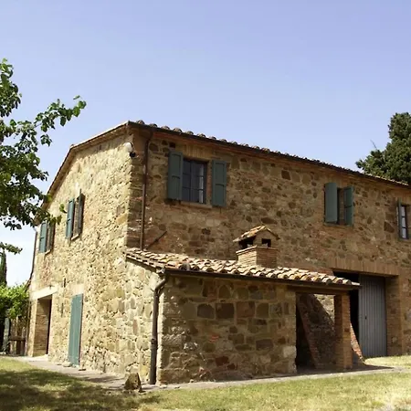 Sleeps 8 Pool Willa