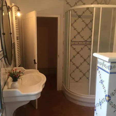 Sleeps 8 Pool Willa *